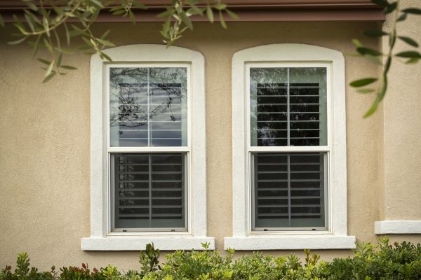 Single Hung Window Replacement in Pearland